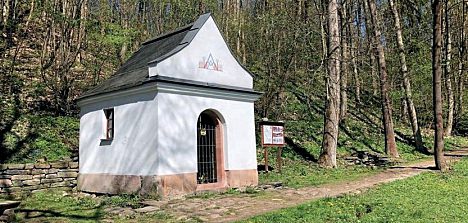 Vrchlabí – kaple svaté Anny pod Stavidlovým vrchem
